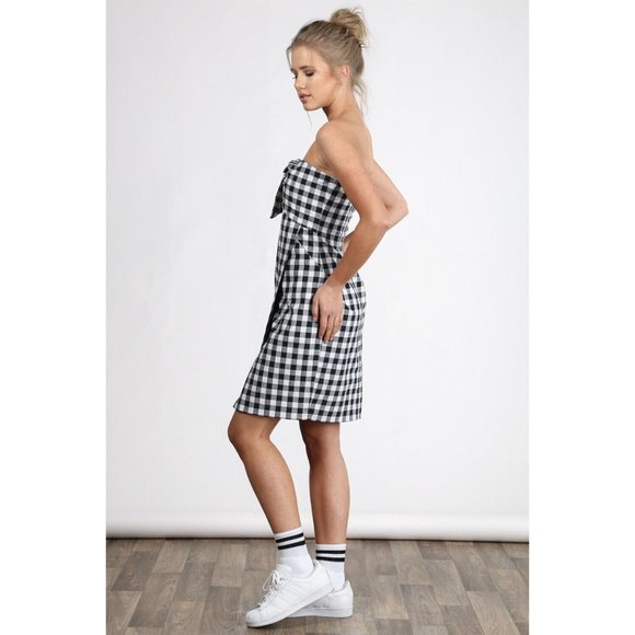Women's Strapless Tie Front Fitted Dress Sexy & Super Cute Checkered Dress - Picture 3 of 12
